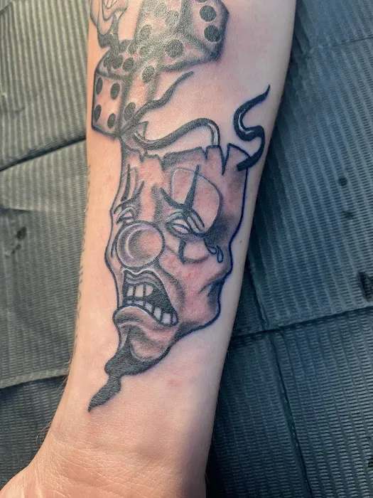 Broken Mirror X Janky Tattoos 9