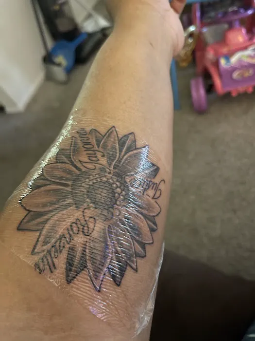 Fanatink Tattoo 5