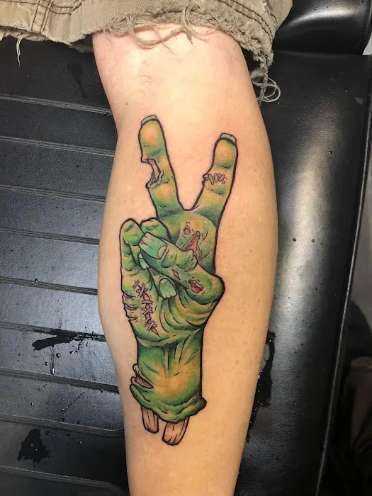 Evolution Tattoo & Body piercing 5