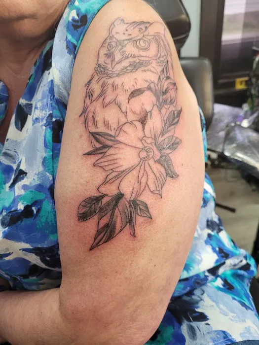 Creative Ink Tattoo Studio 8