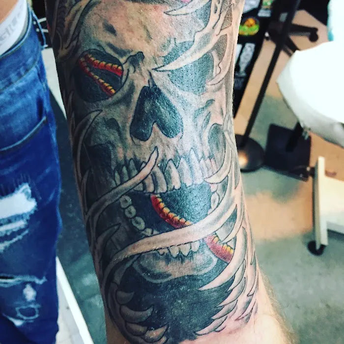 Creative Ink Tattoo Studio 7