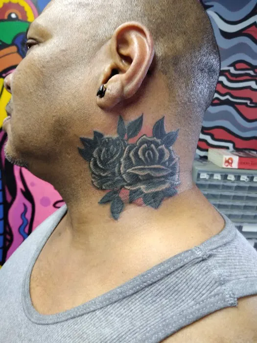 Aces Tattoo & Body Piercing 2