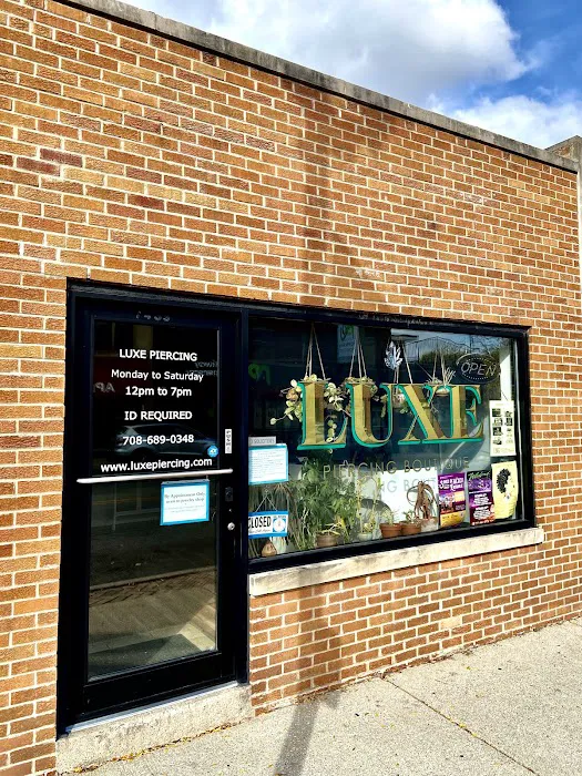 Luxe Piercing Boutique 5