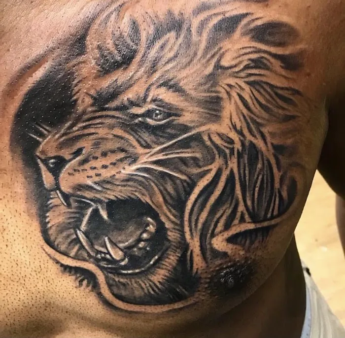 Black Dagger Tattoo Studio 5