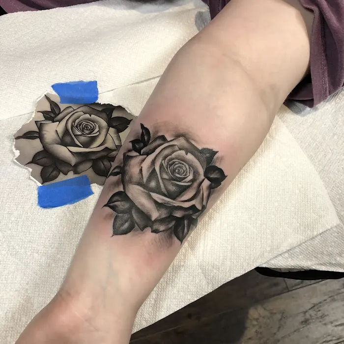 Aesthetic Tattoo Studio 6