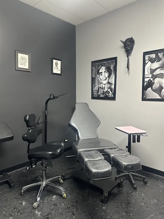 Mystic Knot Tattoo & Body Piercing 8