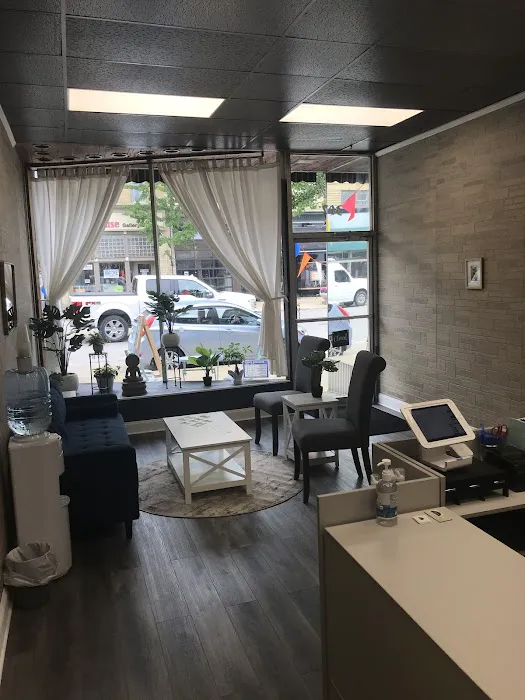 Rise Up Piercing and Tattoo 5