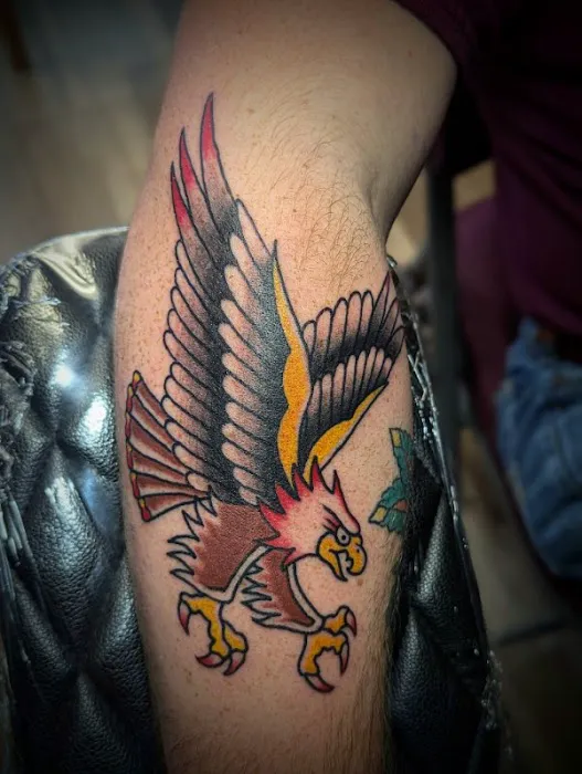 Rise Up Piercing and Tattoo 7