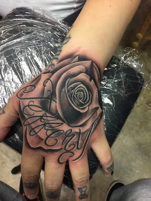 All The Above Tattoo Studio 1
