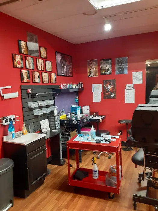 Skin Deep Tattoo & Piercing Studio 0