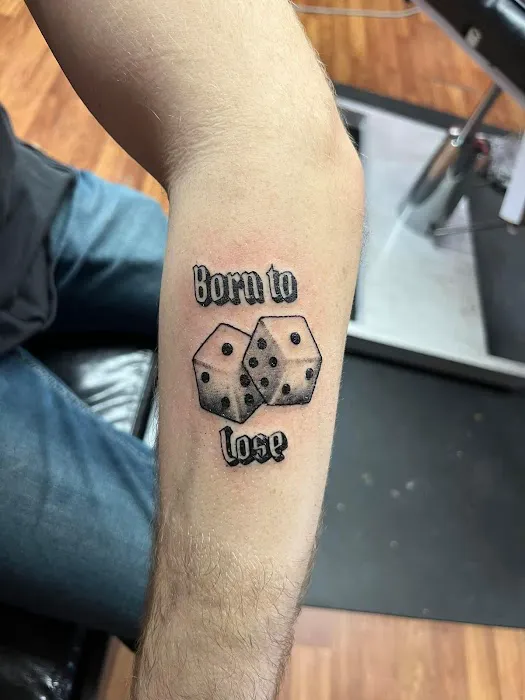 Skin Deep Tattoo & Piercing Studio 8