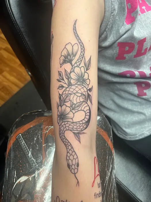 Skin Deep Tattoo & Piercing Studio 3