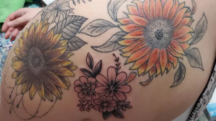 Sailor's Tattoo and Piercing, LLC 4