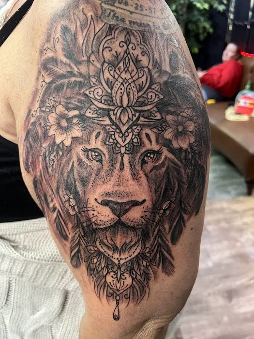 Hillard Skillard Tattoos, LLC. 7