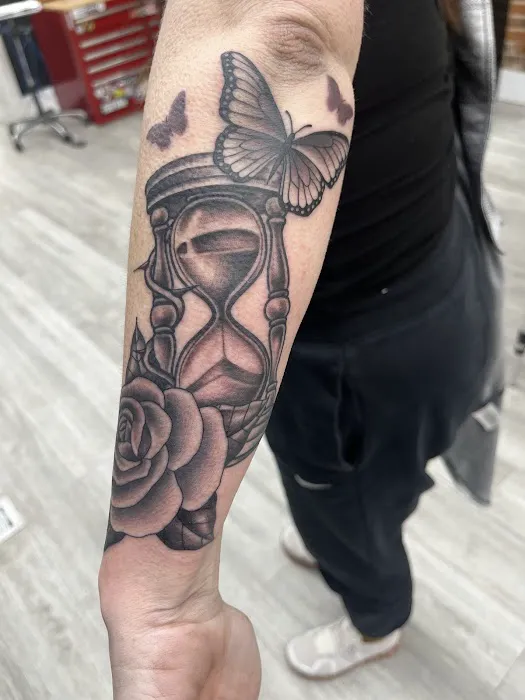 True Love Tattoo Club 8