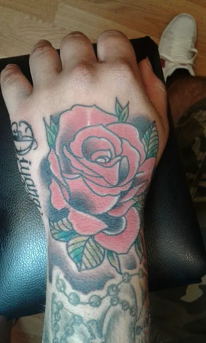 The Ink Link Tattoo Co. 7