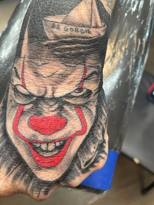 Razor Wire Productions LLC Art Gallery and Tattoo 4