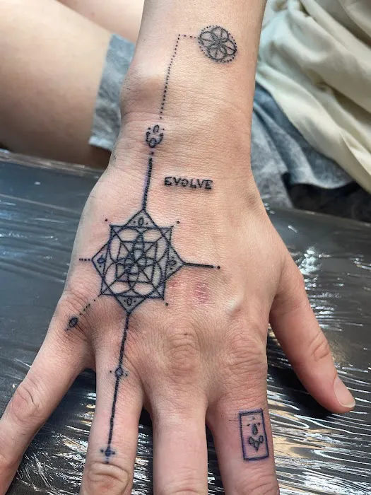 Razor Wire Productions LLC Art Gallery and Tattoo 3