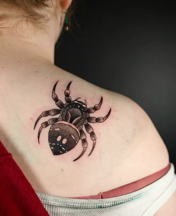 Real Fame Tattoo & Art Customs 0