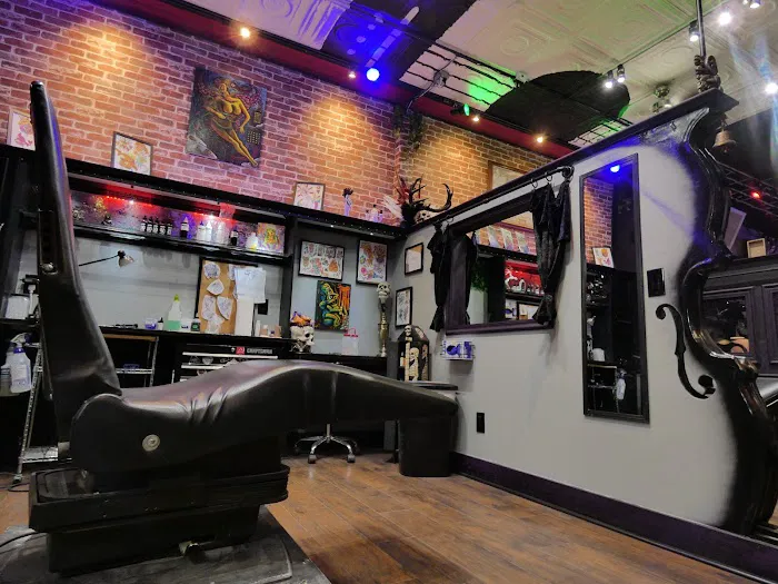 Needle Bar Tattoo Parlor 3