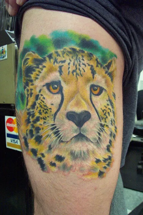 American Tattoo & Body Piercing 4
