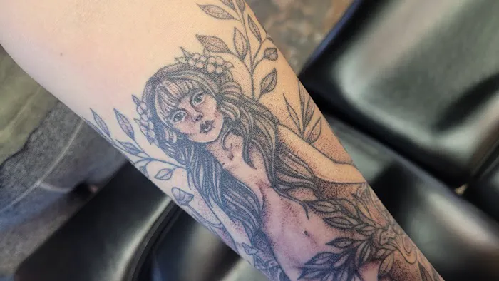 Eternal Tattoo & Body Piercing - Omaha 5