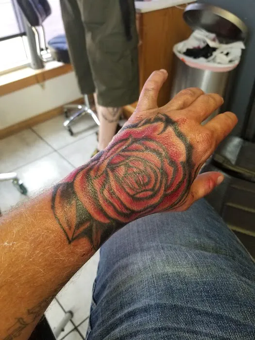 Ink Machine Tattoo & Piercing 9