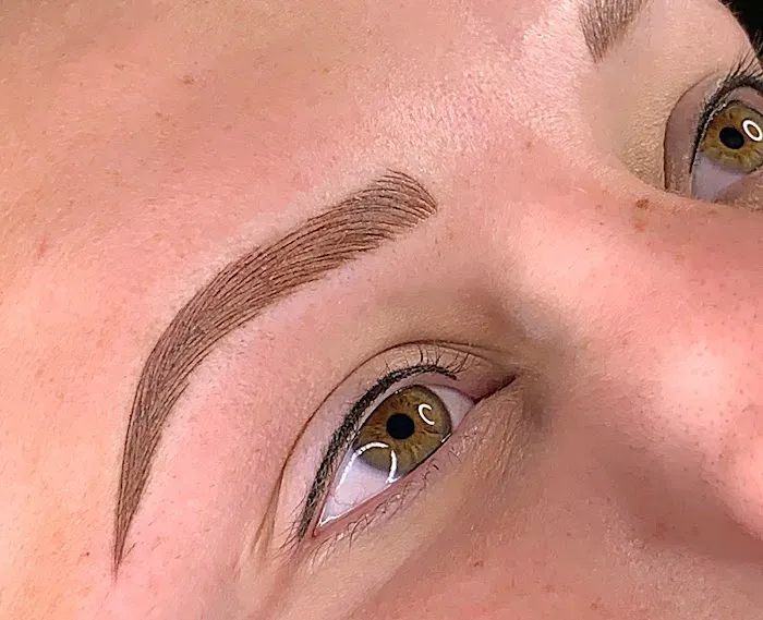 Microblading Clinic (Autumn Lee Artistry, Microblading Artist) 2