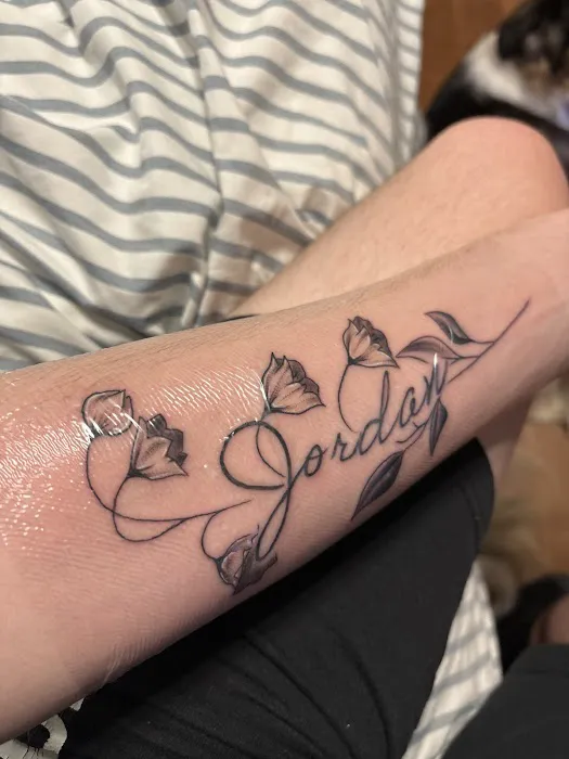Golden Horseshoe Tattoo Shop 3