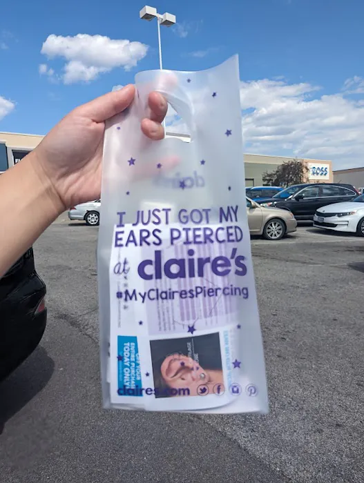 Claire's 3