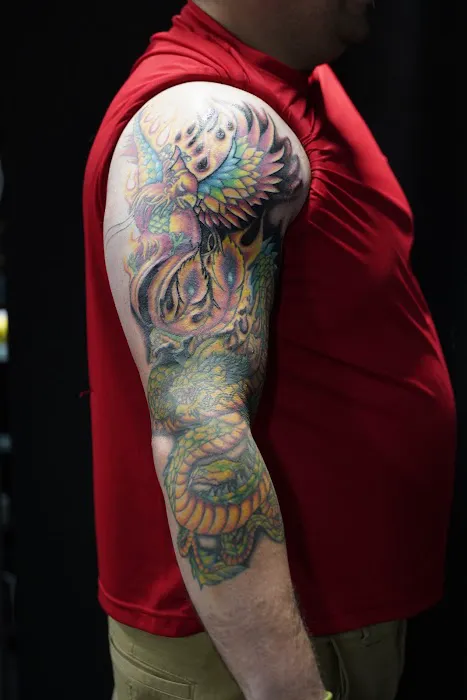 Edison Tattoo and Body Piercing 2