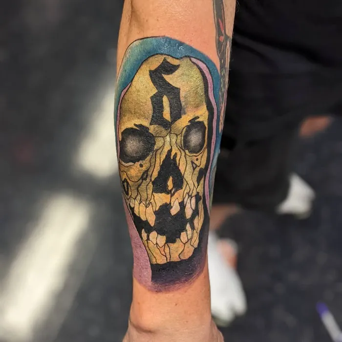 Edison Tattoo and Body Piercing 6
