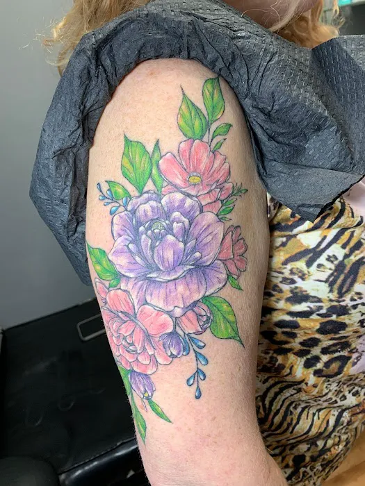 Bedford Legacy Tattoo and Body Piercing 8