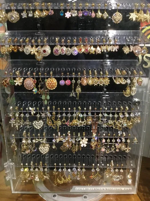 Island Girl Jewelry & Souvenirs 4