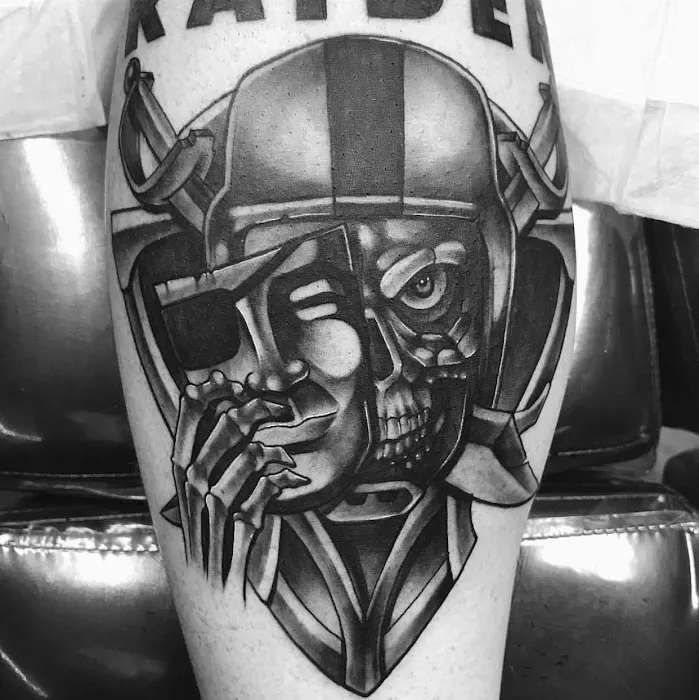 Boneface Ink Tattoo Studio 2