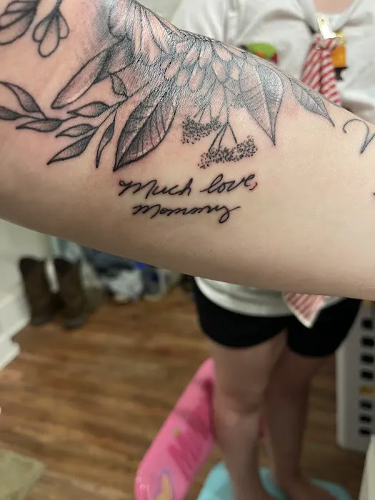 dog nuts tattoos llc 3