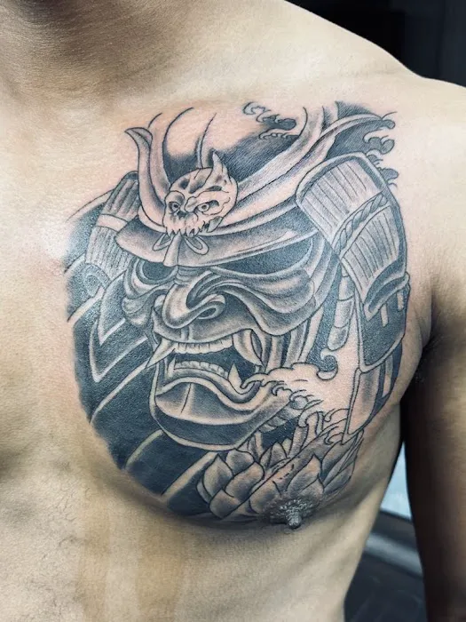 Shades of Grey Tattoo Studio 4