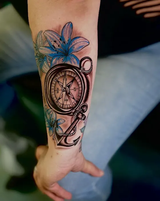 Shades of Grey Tattoo Studio 2