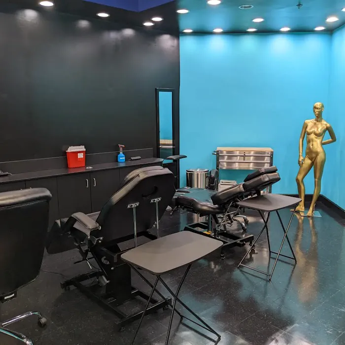 Edison Tattoo and Body Piercing 4