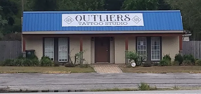 Outliers Tattoo Studio 2