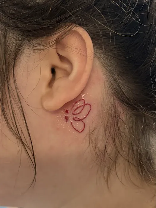Outliers Tattoo Studio 1