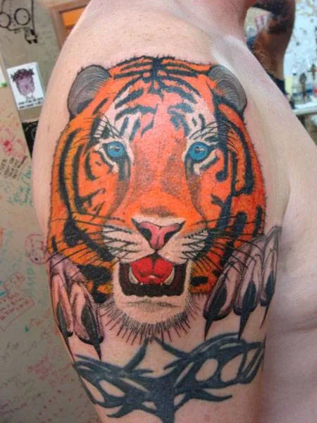 Head 2 Toe Tattoo & Body Piercing 4