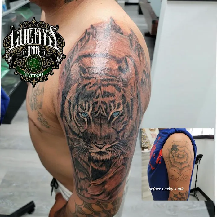 Lucky's Ink 0