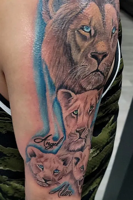 Lucky's Ink 7