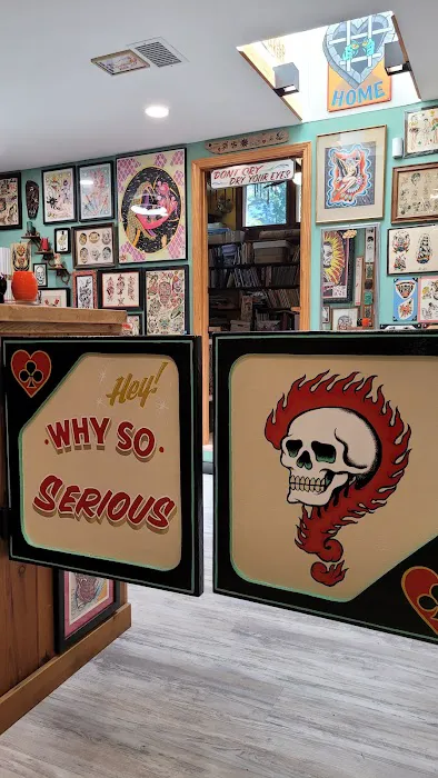 Full Hearts Tattoo Collective 0