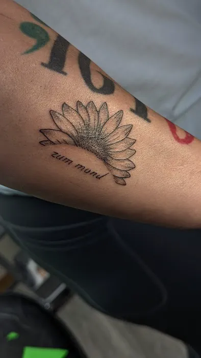 Thin Line Ink 5