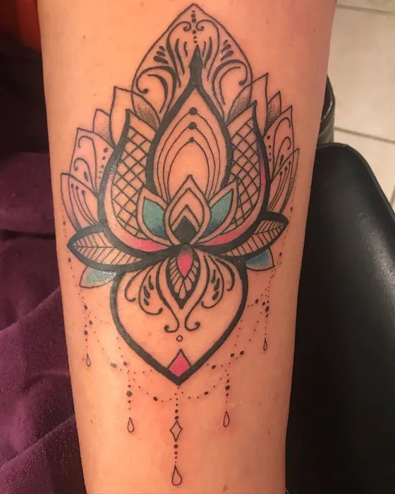 Faithful Tattoo Studio 3