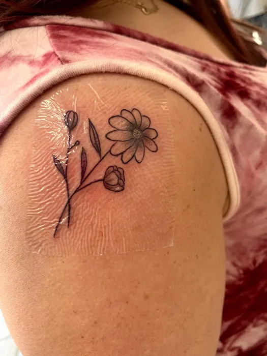 LEGACY TATTOO STUDIO 0