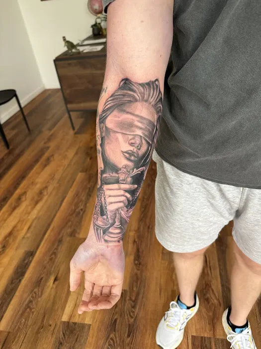 Stronghold Tattoo 0