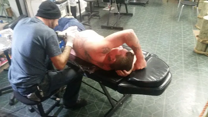 Horror Business Tattoo Parlor 0